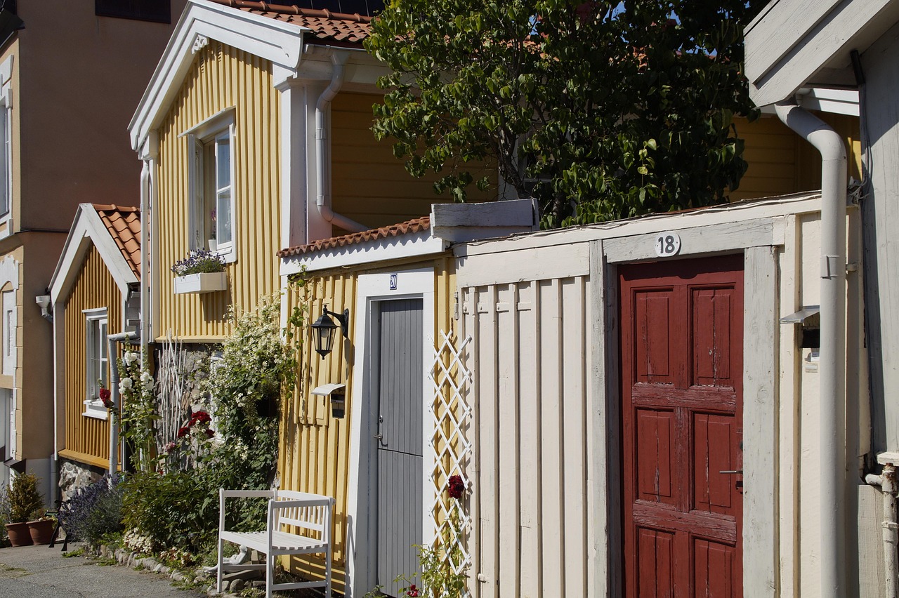 bjork-holmen-905293_1280